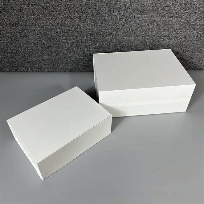 Clamshell Folding Cartons